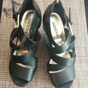 NWOT Soda Black Peeptoe Platform Shoes